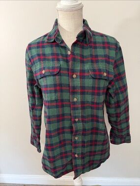 Men's Green & Red Plaid Casual Button-Down Shirt